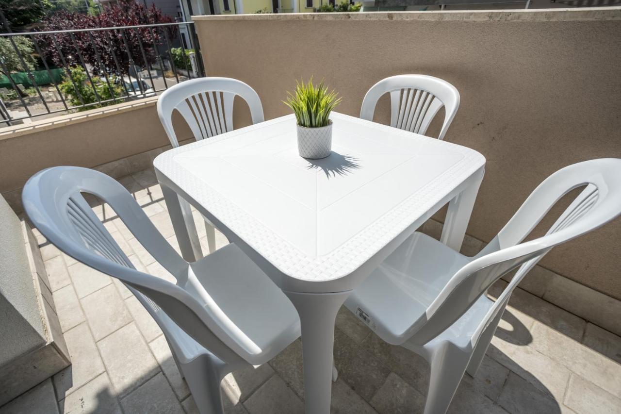 Rimini Bay Suites&Residence Exterior photo